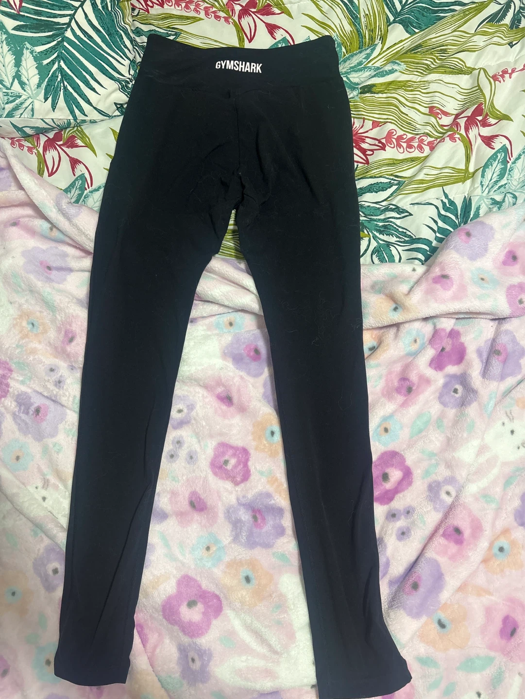 Gymshark Black Leggings size medume