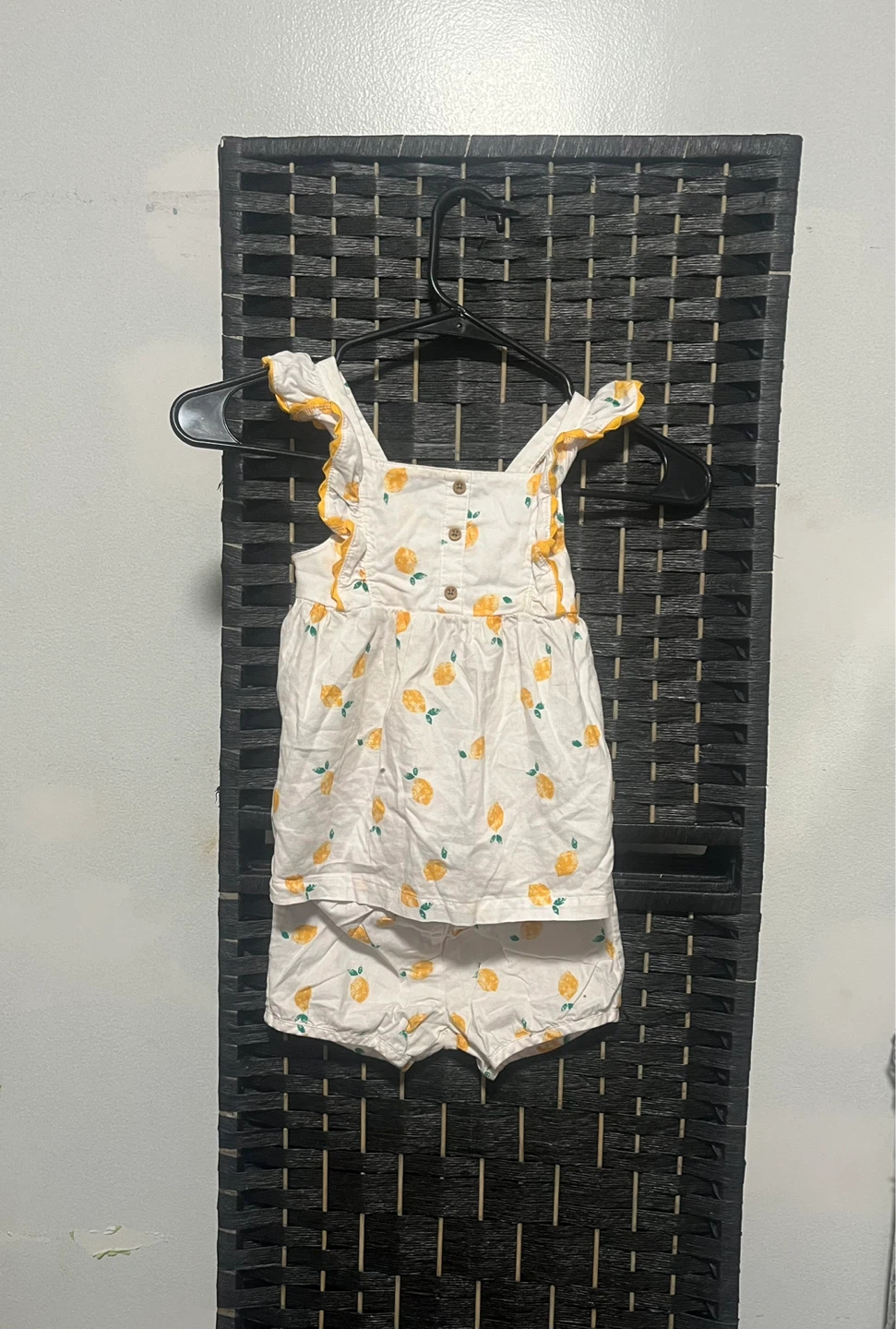 Baby Girl Lemon Print Outfit size 3 years kids