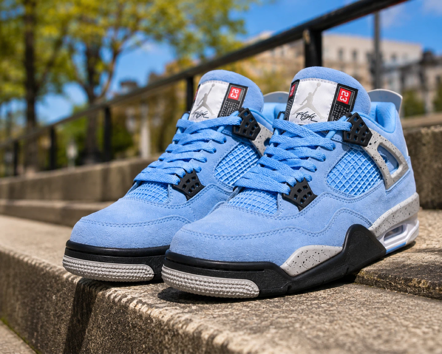 Air Jordan 4 Retro University Blue Men's Size 9,10,11