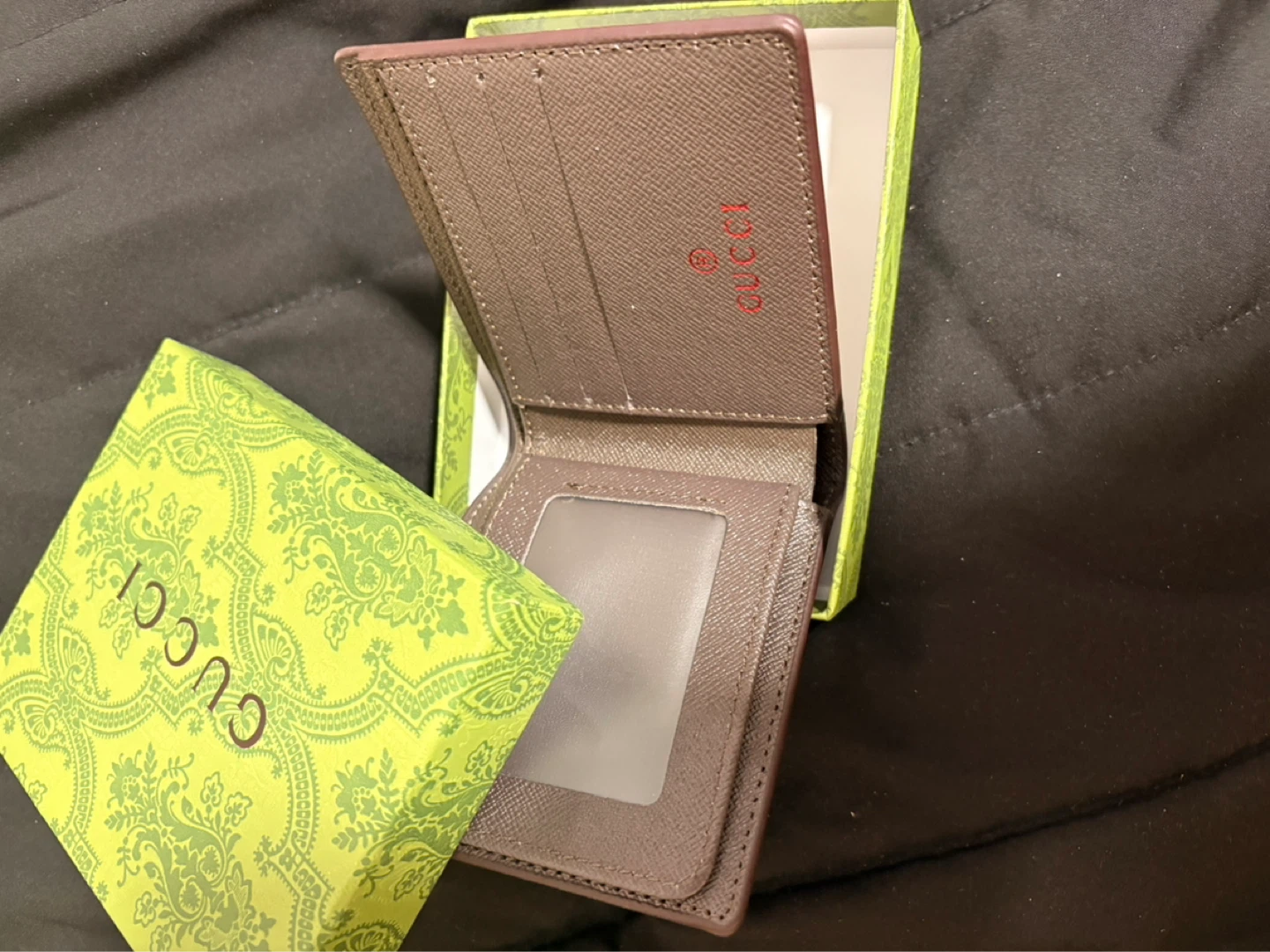 Gucci Bi-Fold Wallet with Snake Detail - photo 3