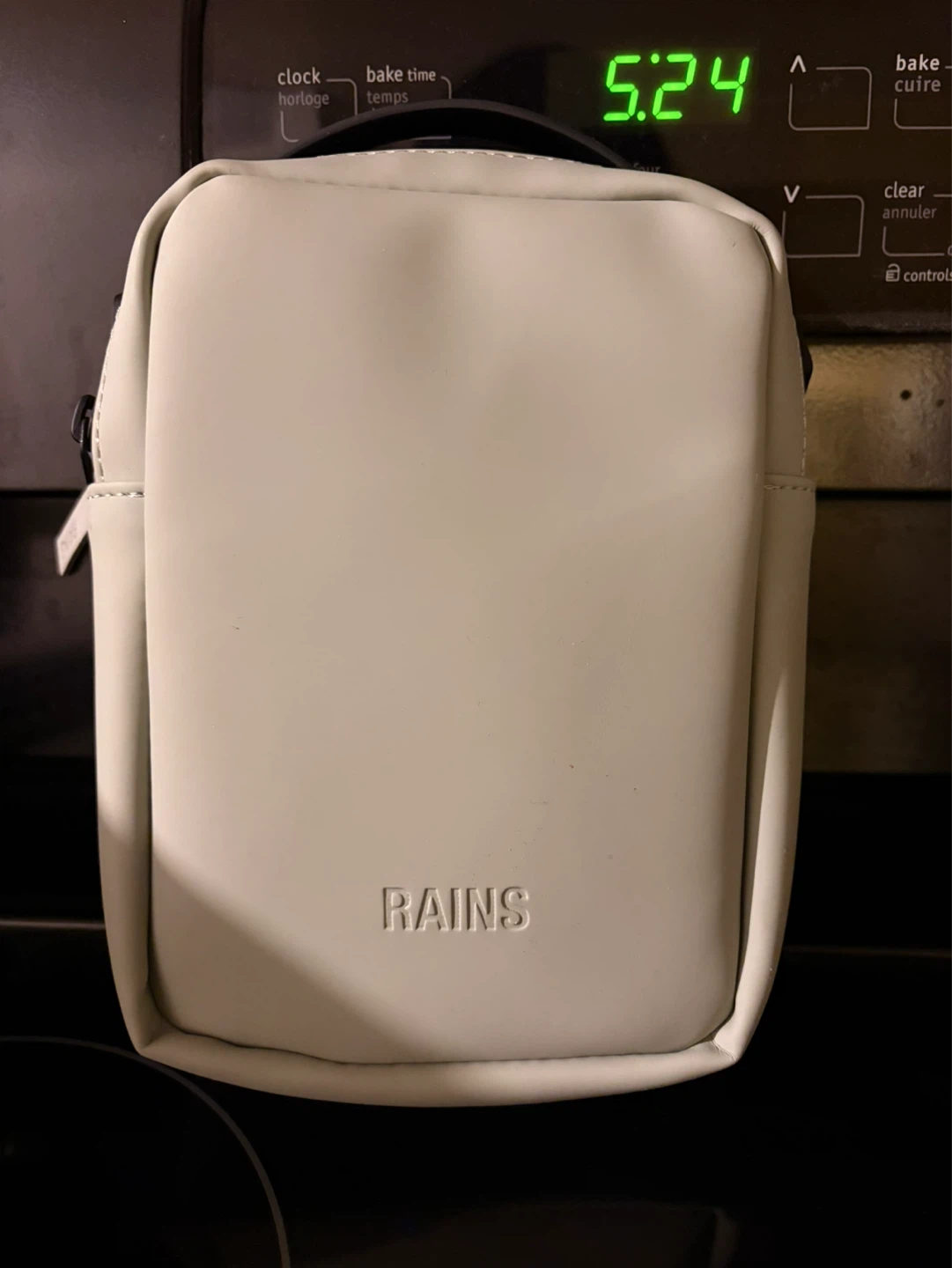 RAINS Reporter Box Bag in Earth Green - photo 4