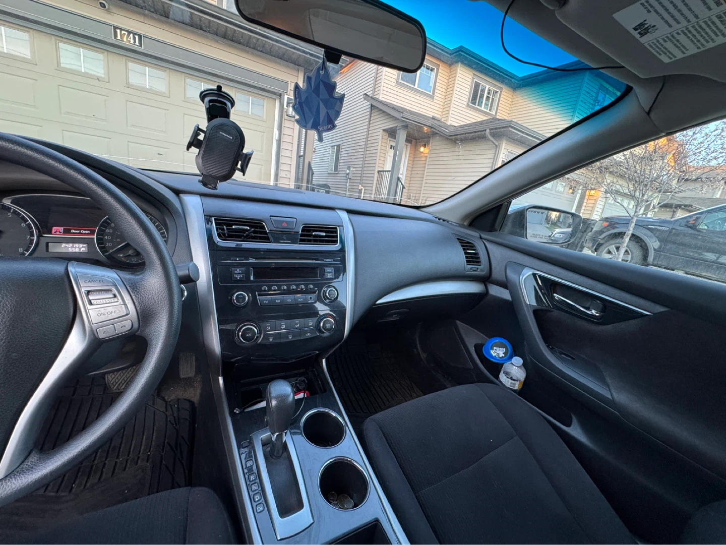 Nissan Altima Sedan - photo 5