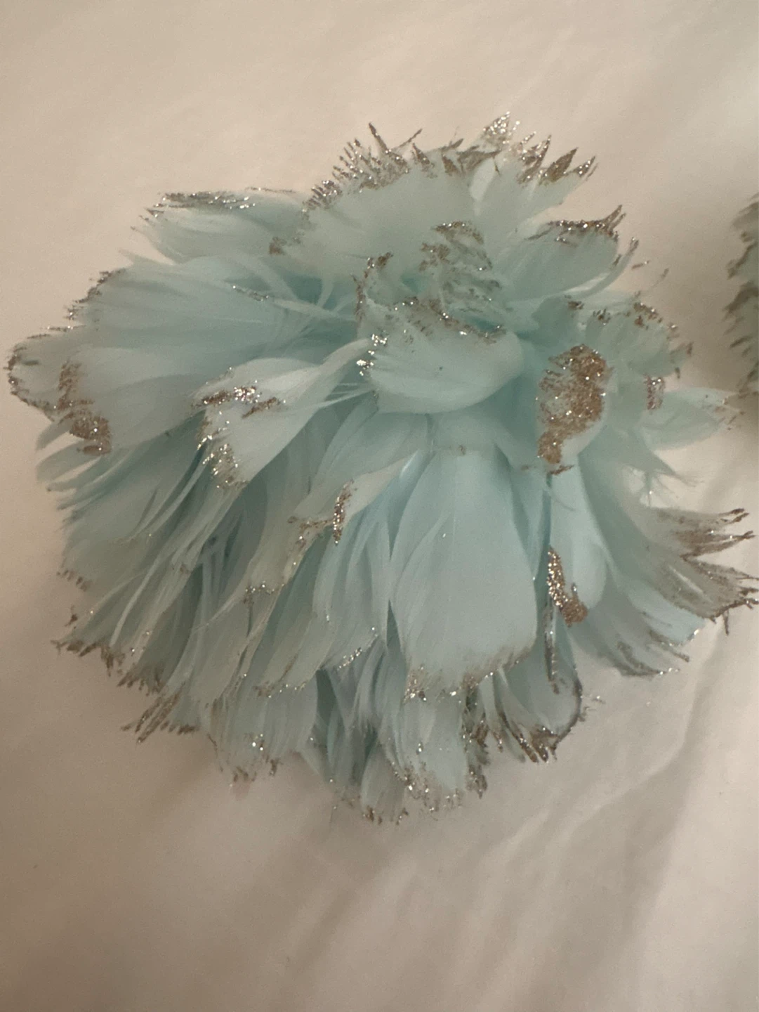 Baby blue feather with gold glitter hanging ornaments - photo 3