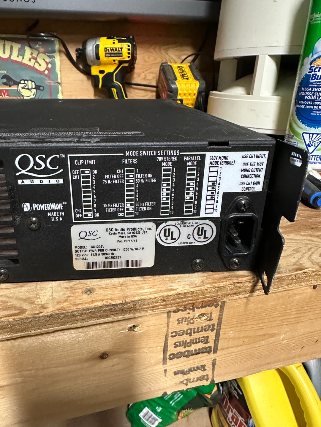QSC CX1202V PowerLight Amplifier - photo 2