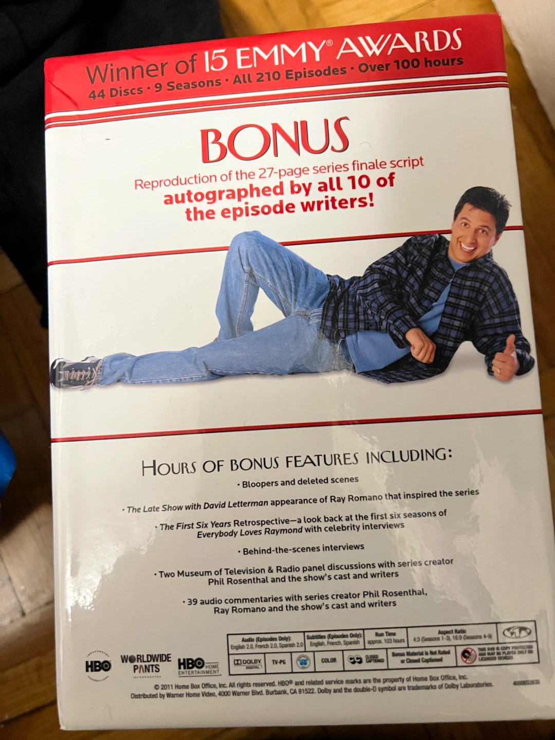Everybody Loves Raymond: The Complete Series DVD Box Set - photo 3