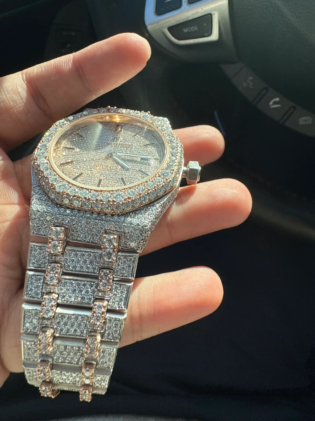 VVS Moissanite Bustdown AP Watch - photo 3
