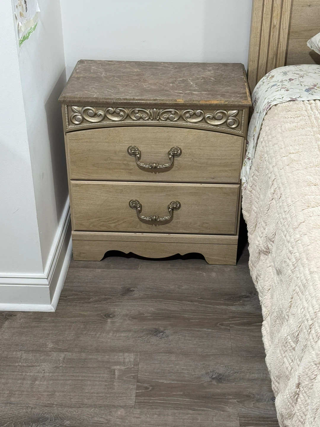 TV and Wooden Nightstand with Ornate Gold Accents - photo 5