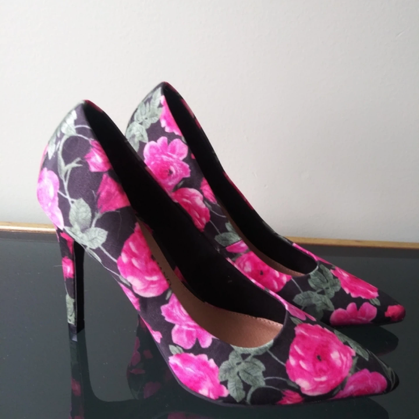 New! Christian Siriano Floral Pointed Toe Pumps