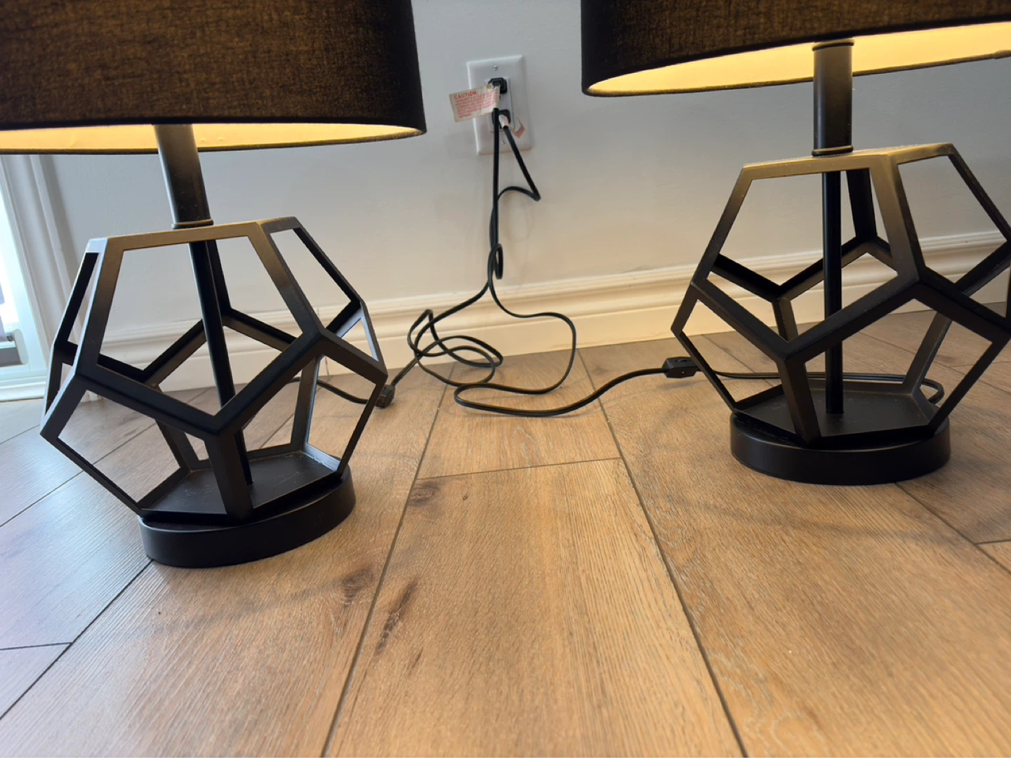 Set of 2 Black Geometric Table Lamps - photo 3