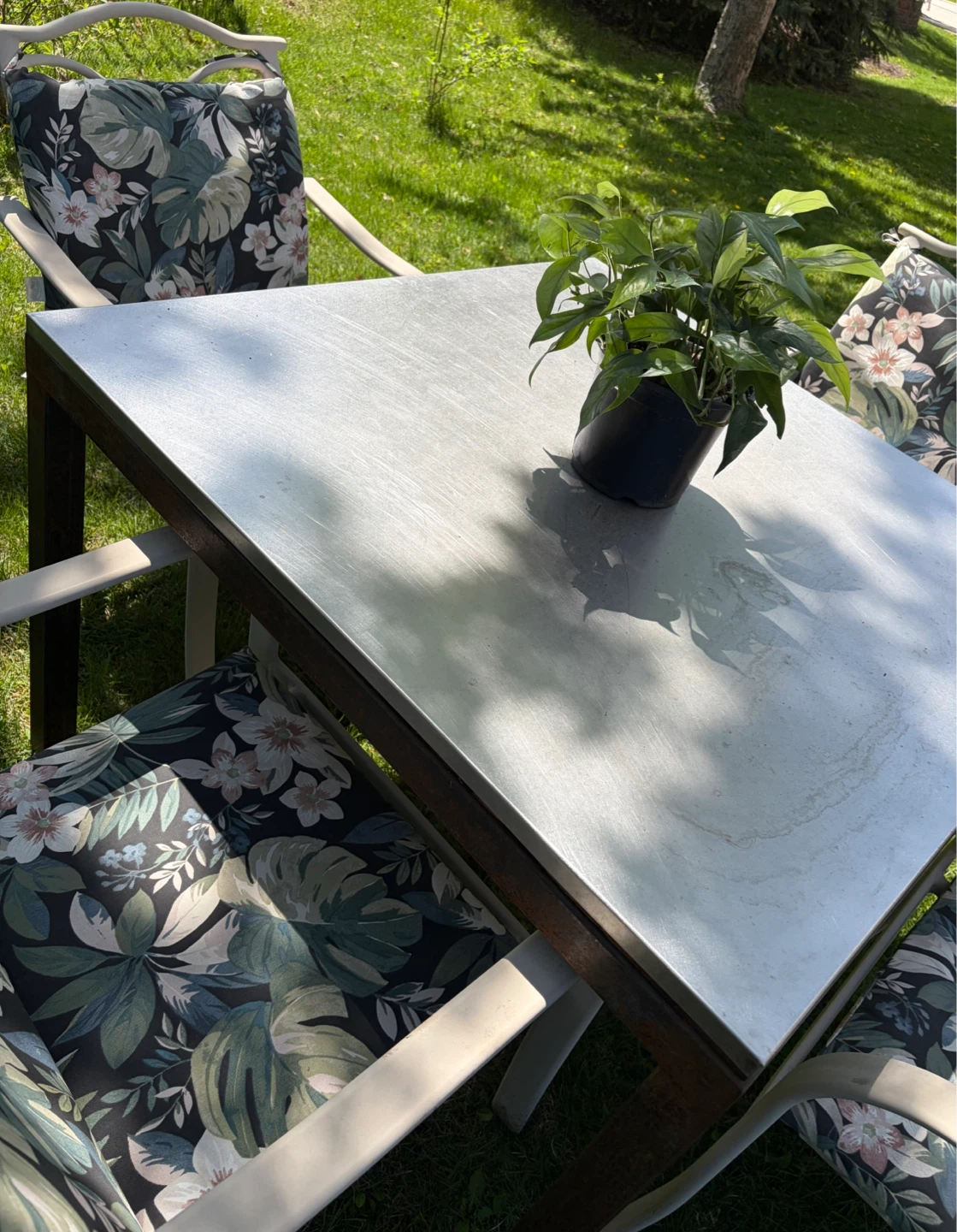 Metal Patio Table with 4 Cushioned Chairs