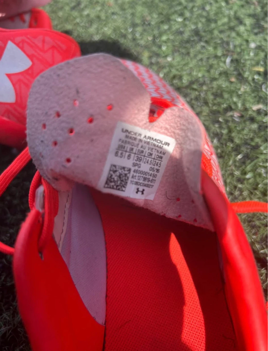 Under Armour Red Football Cleats - photo 5