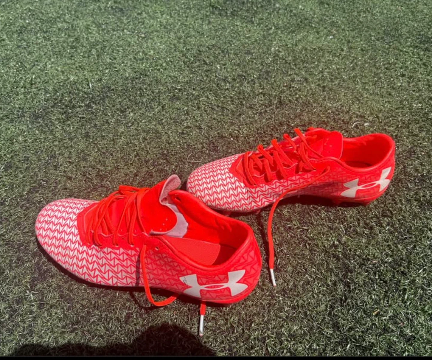 Under Armour Red Football Cleats - photo 2