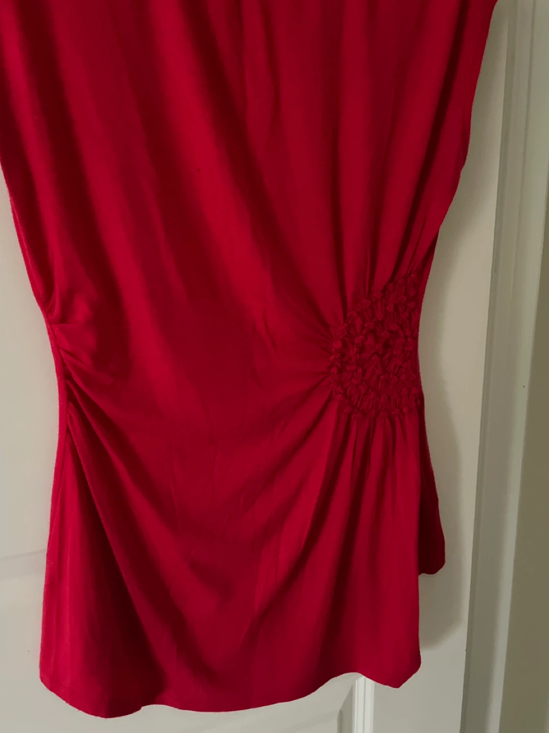 Smart Set Women's Red Ruched T-Shirt Size Medium - photo 3