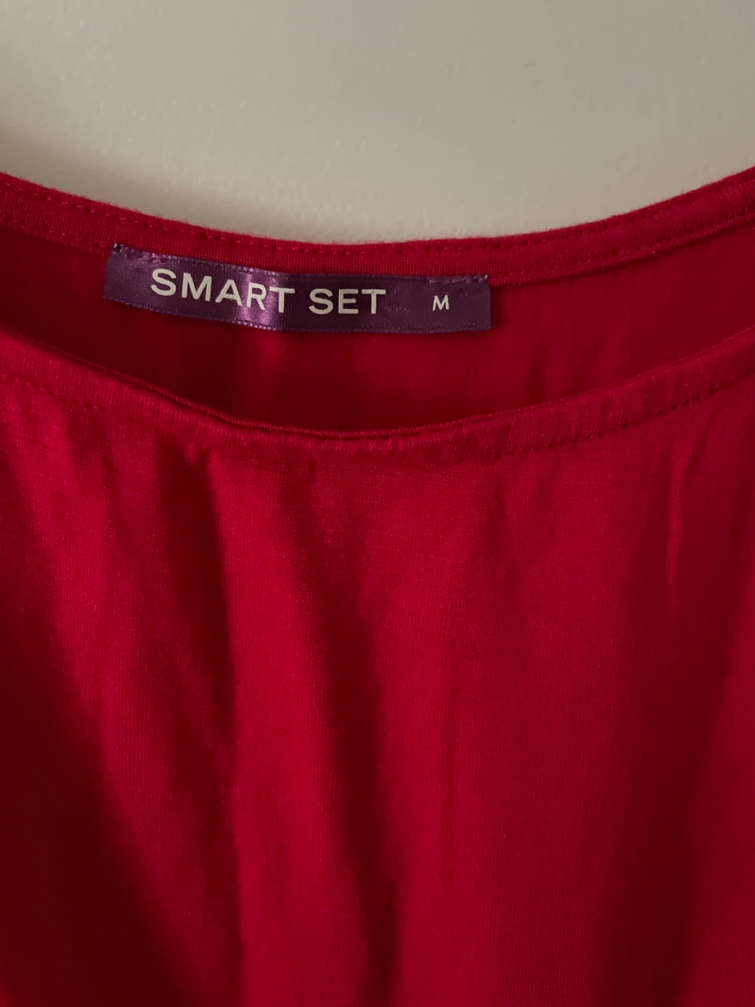 Smart Set Women's Red Ruched T-Shirt Size Medium - photo 2