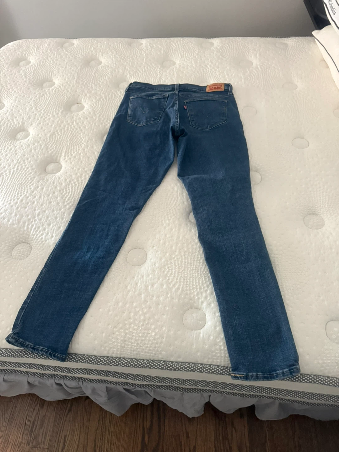 Levi's 311 Shaping Skinny Jeans Size 28 - photo 2