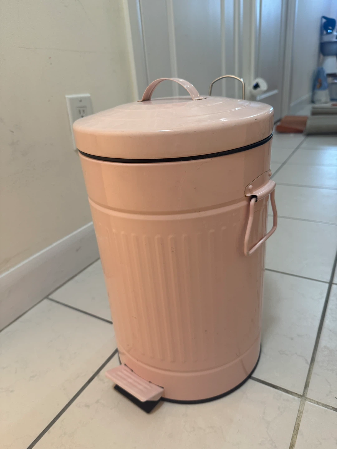 Pink Metal Step Trash Can with Lid