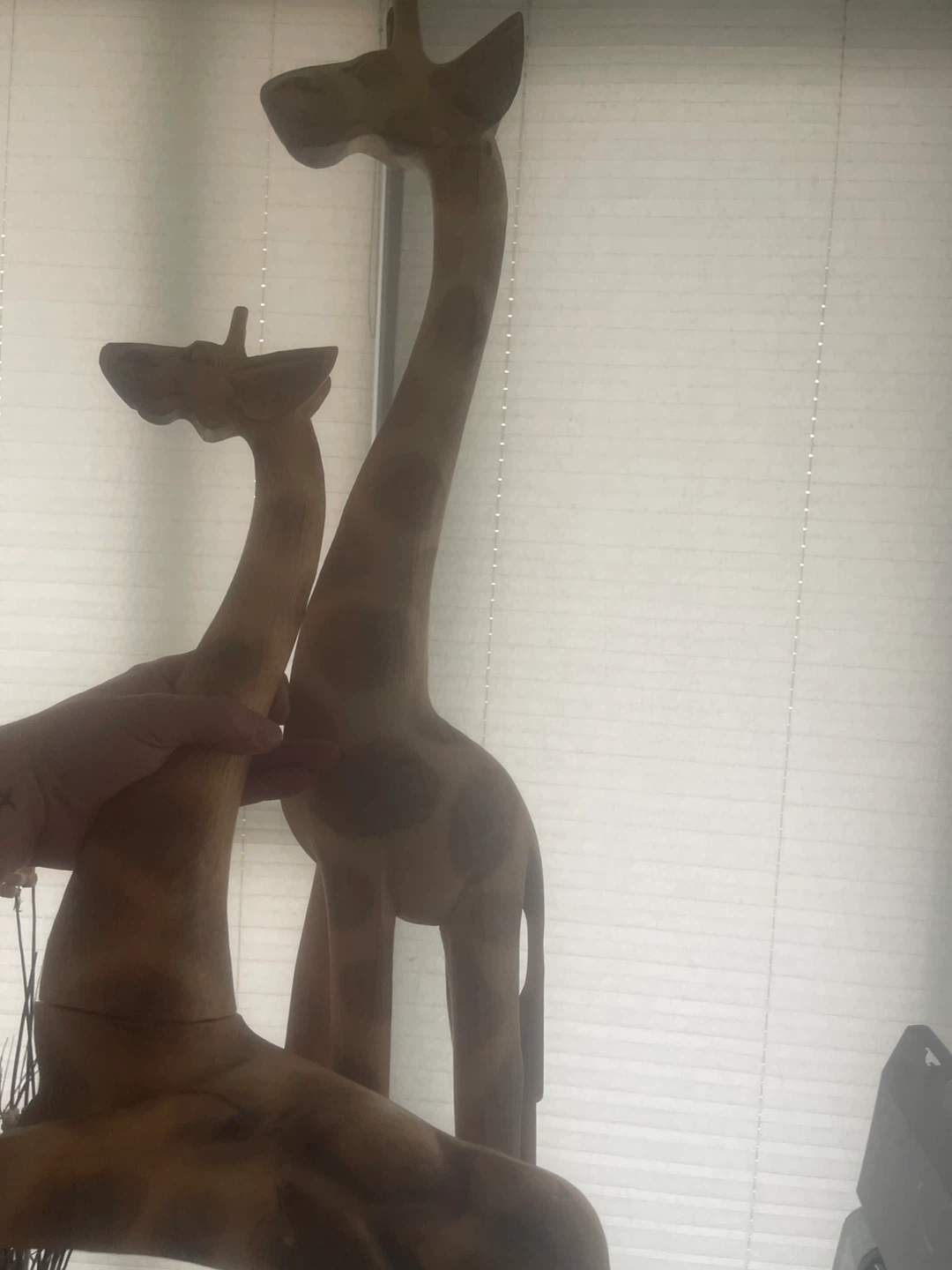 Wooden Giraffe Statues (Set of 2)