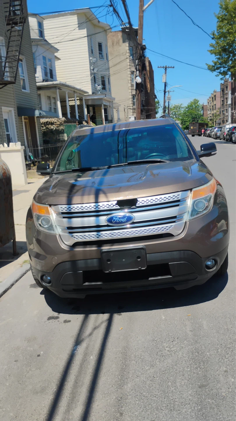 2011-2015 Ford Explorer SUV - photo 4