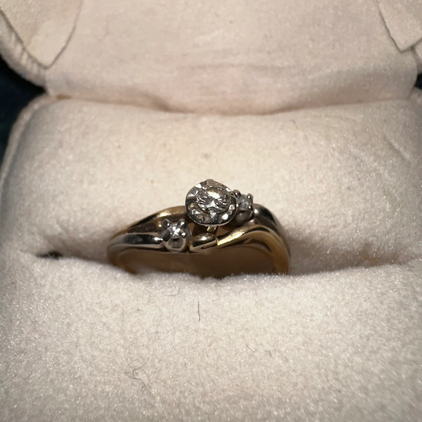 Yellow Gold Diamond Ring Set - photo 2