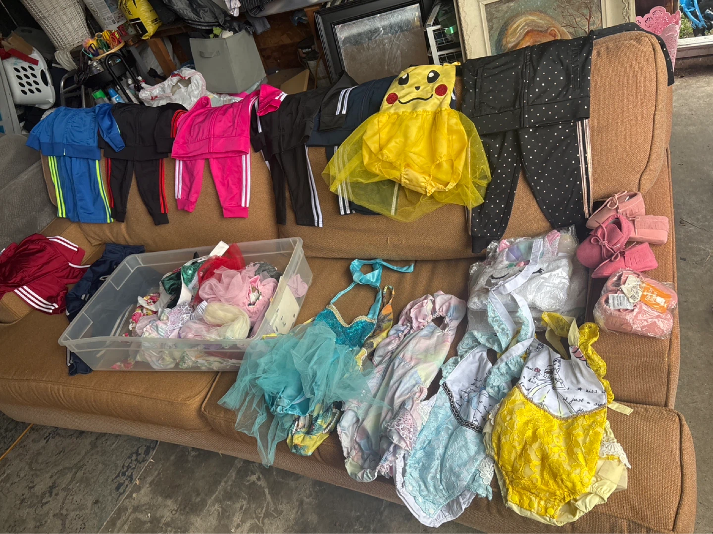 Garage sale out here now till 7pm. . 3324 n kostner .