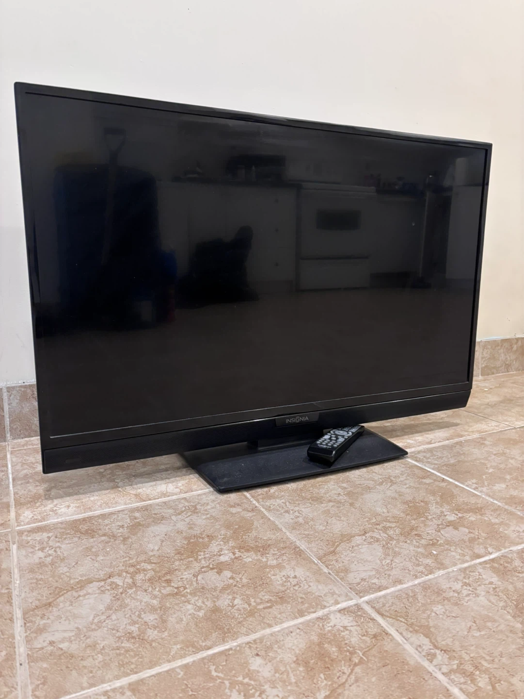 39” TV - FREE pickup