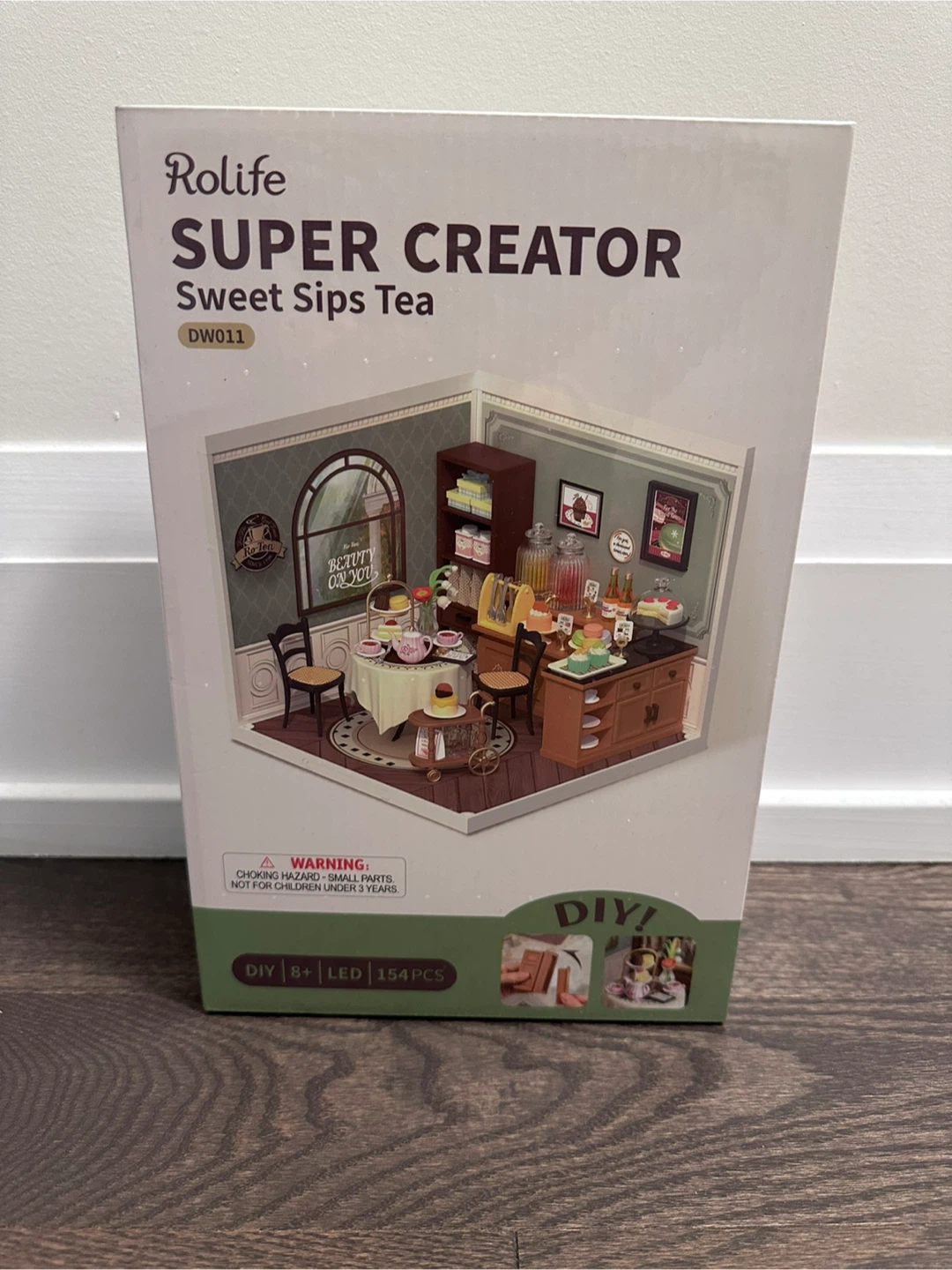 Rolife Super Creator Sweet Sips Tea DW011 Miniature House Kit