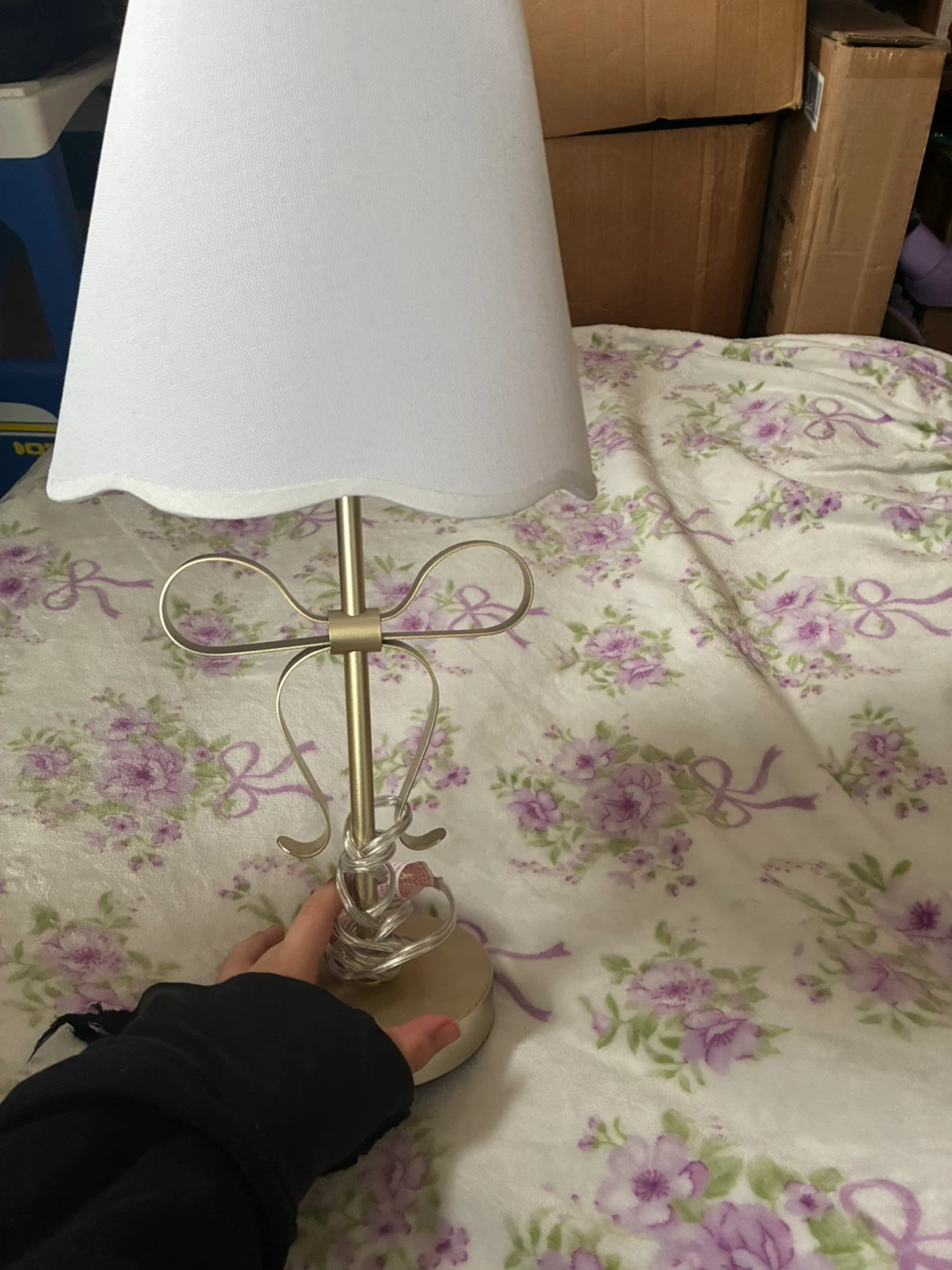 Gold Table Lamp with White Shade - photo 4