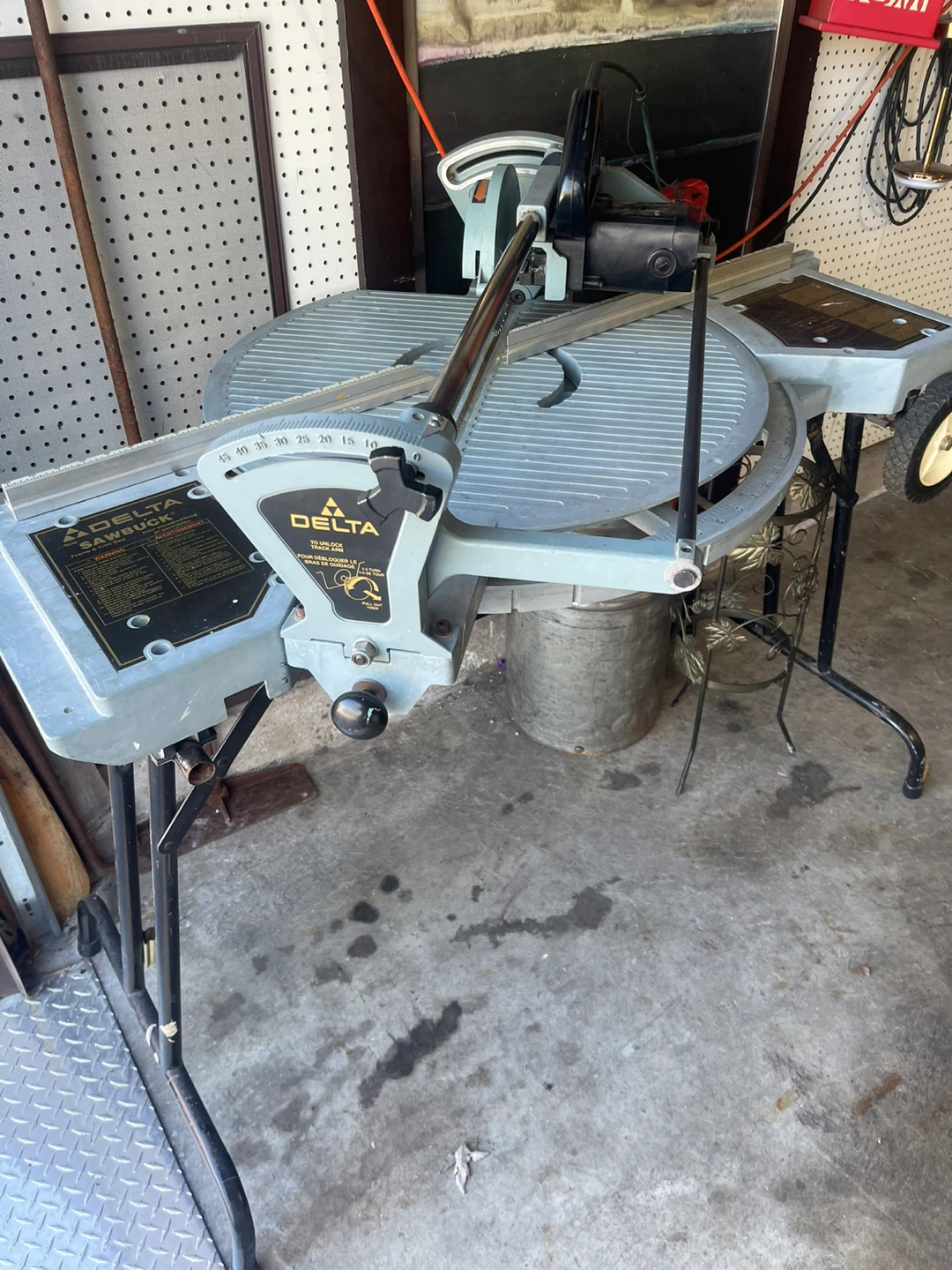 Delta Sawbuck Frame & Trim Saw - photo 2