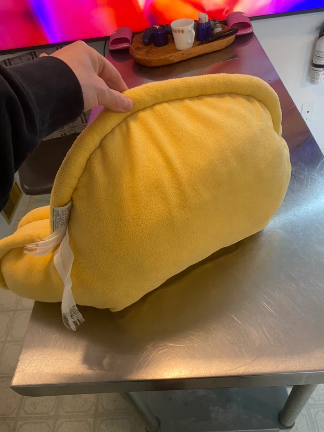 Yellow Scooby-Doo Bed Rest Pillow - photo 3