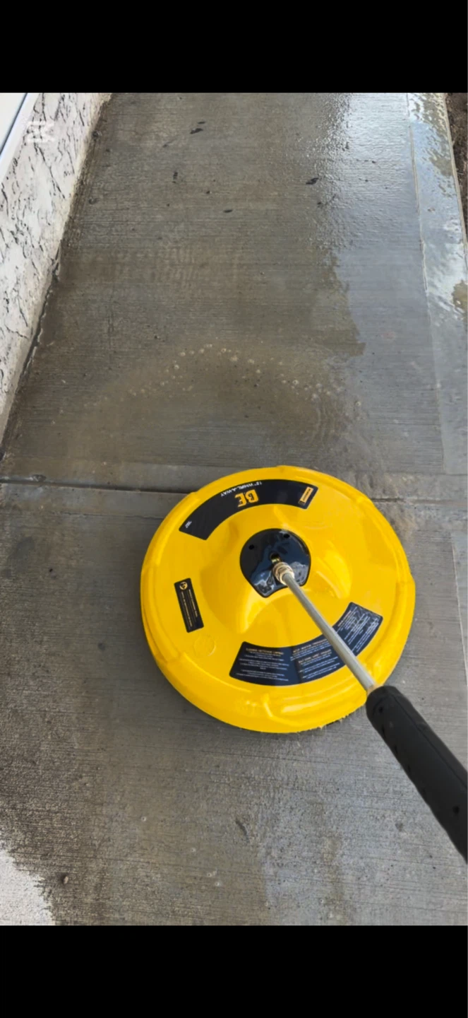 Garage & Driveway Pressure Washing - photo 3