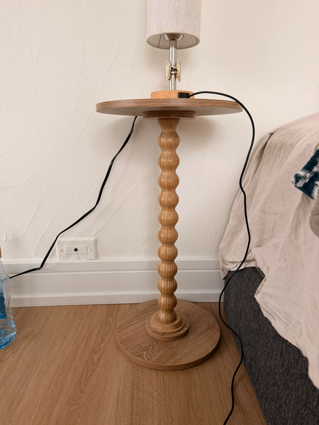 Wooden Accent Table with Lamp