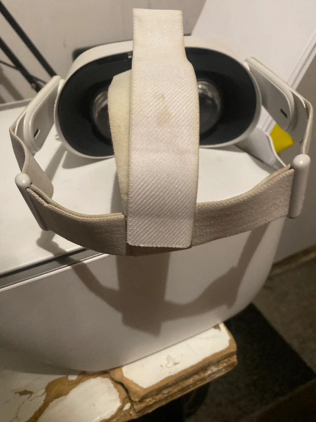 Meta Quest 2 VR Headset - photo 3