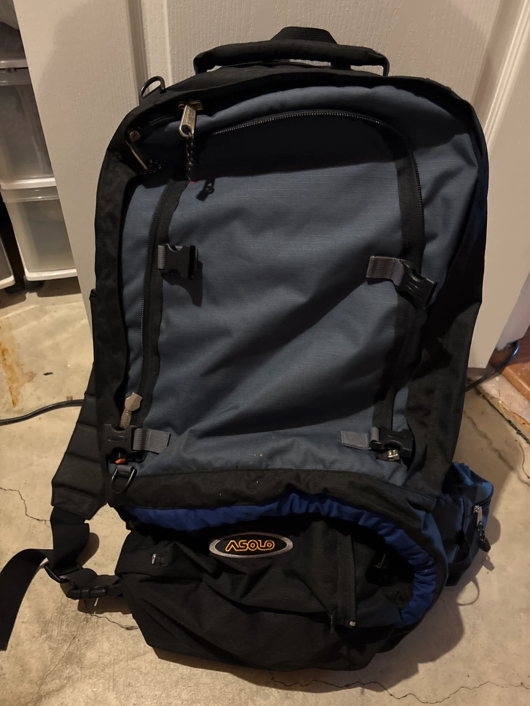 ASOLO Backpack with Rain Cover