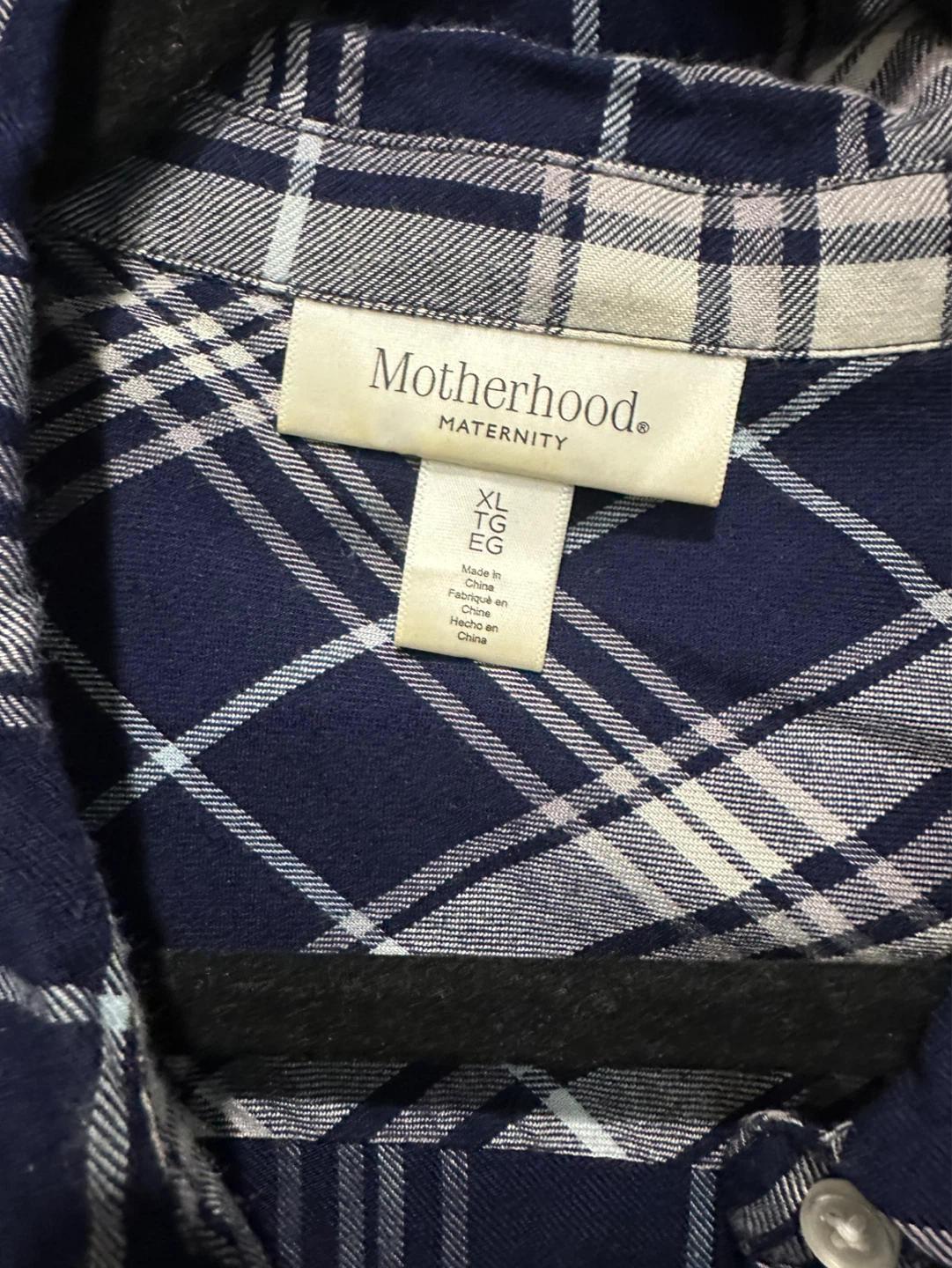 Motherhood Navy and White Plaid Button-Down Shirt XL - photo 3