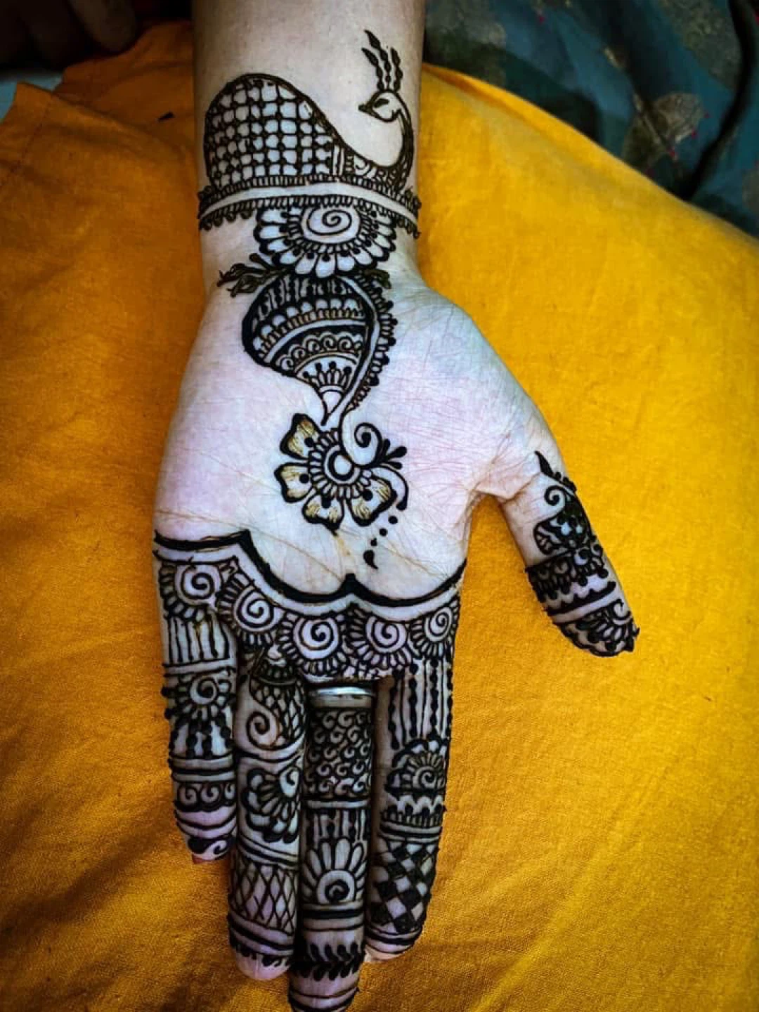 Eid Henna Services by Nabila - photo 4