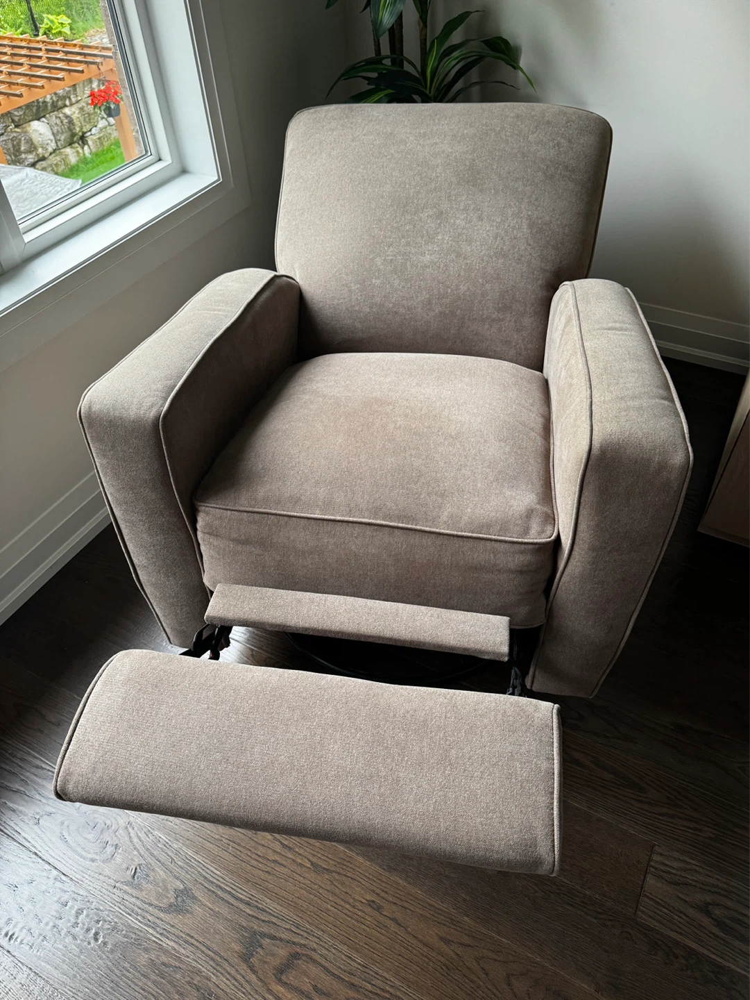 Rocking Recliner Armchair - photo 3