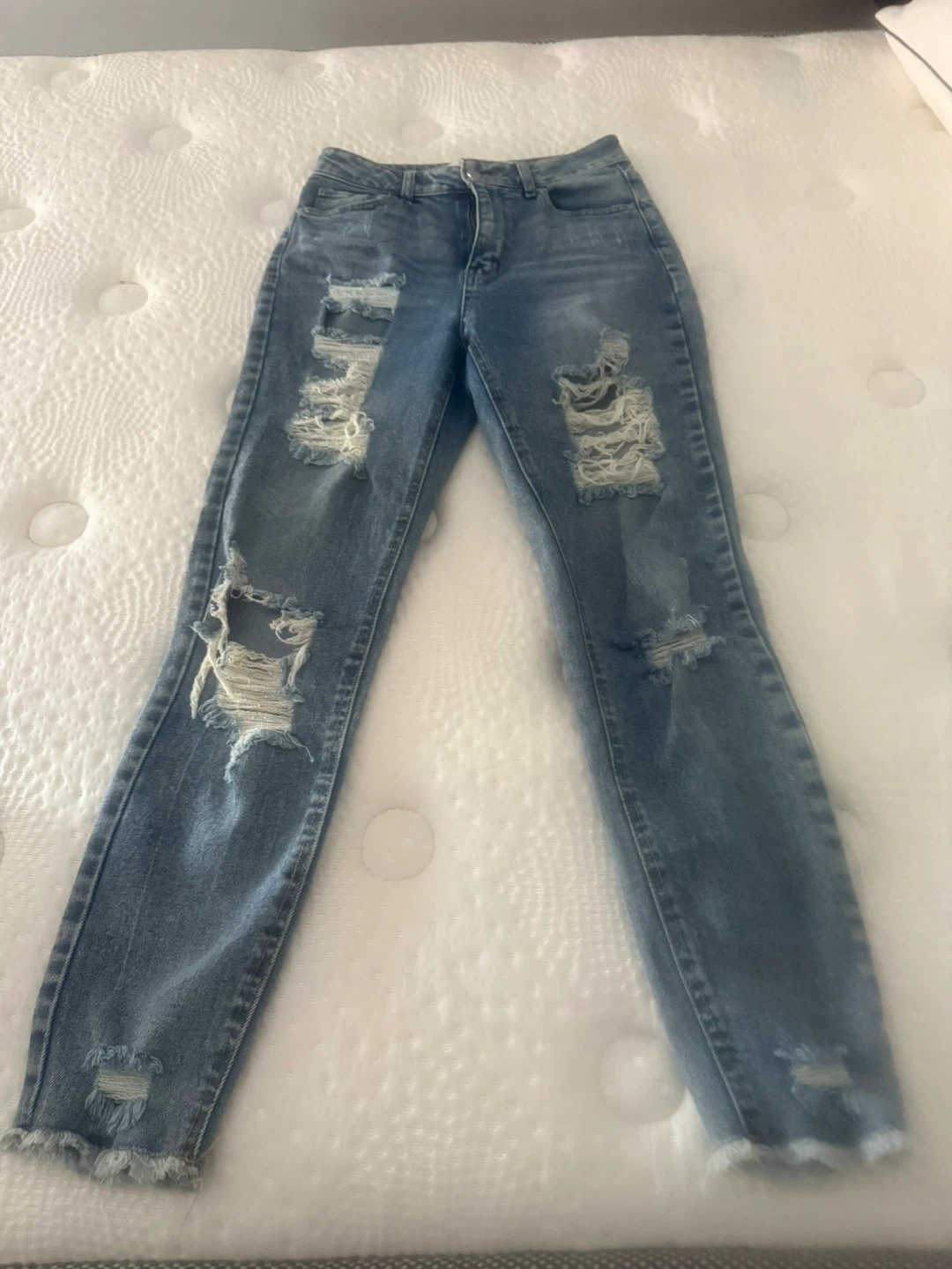 TINSELTOWN Distressed Blue Denim Jeans Size 7