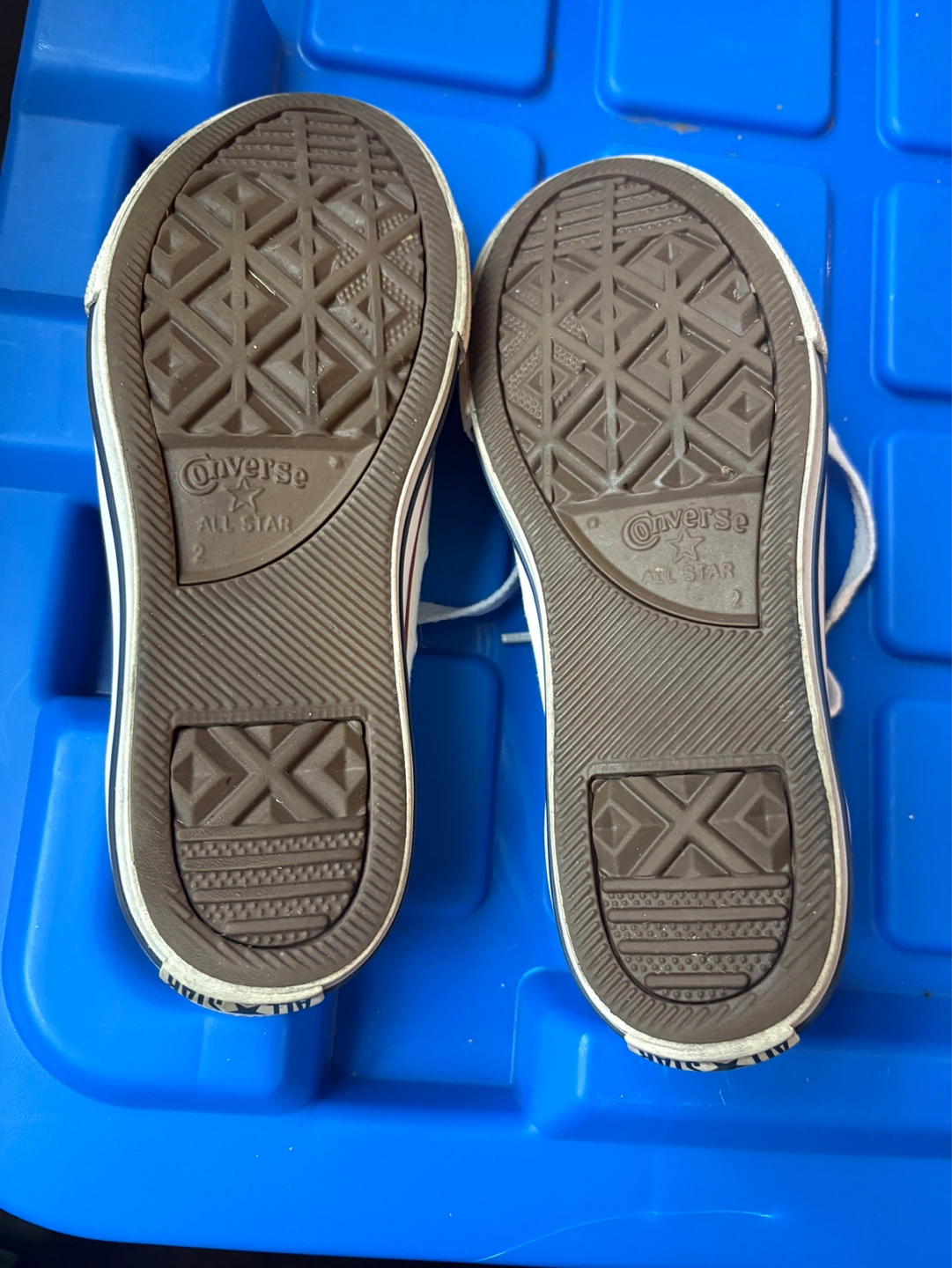 Converse All Star Kids Shoes Size 2 - photo 3