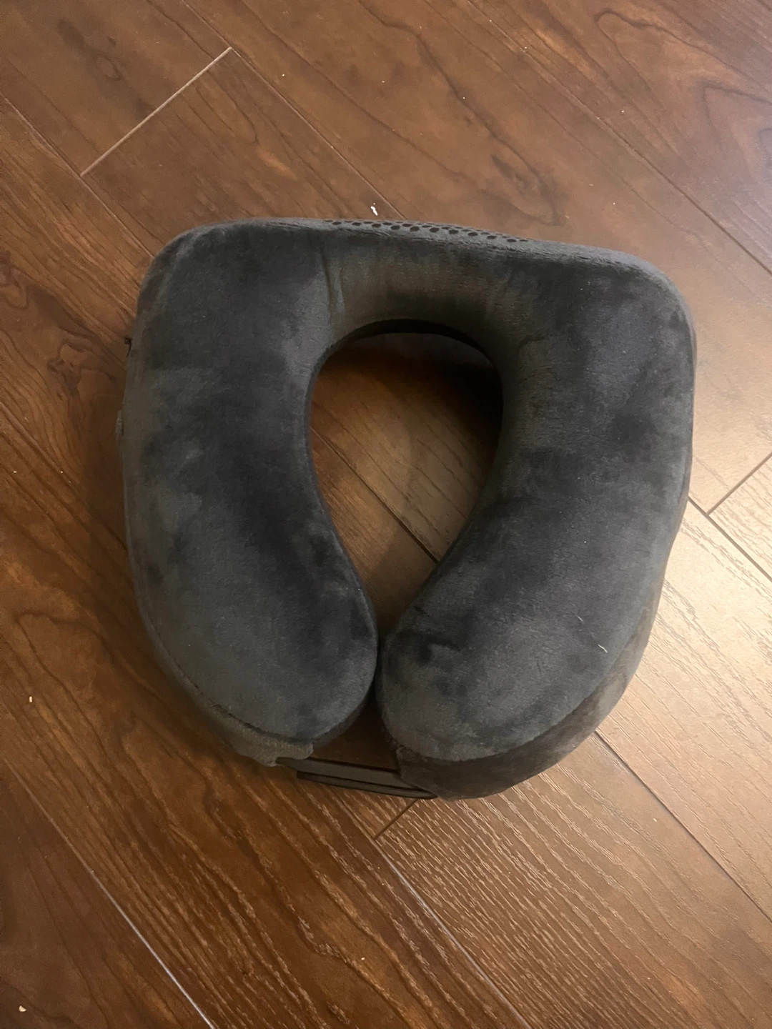 The Ultimate 3.0 Go Neck Pillow - photo 3