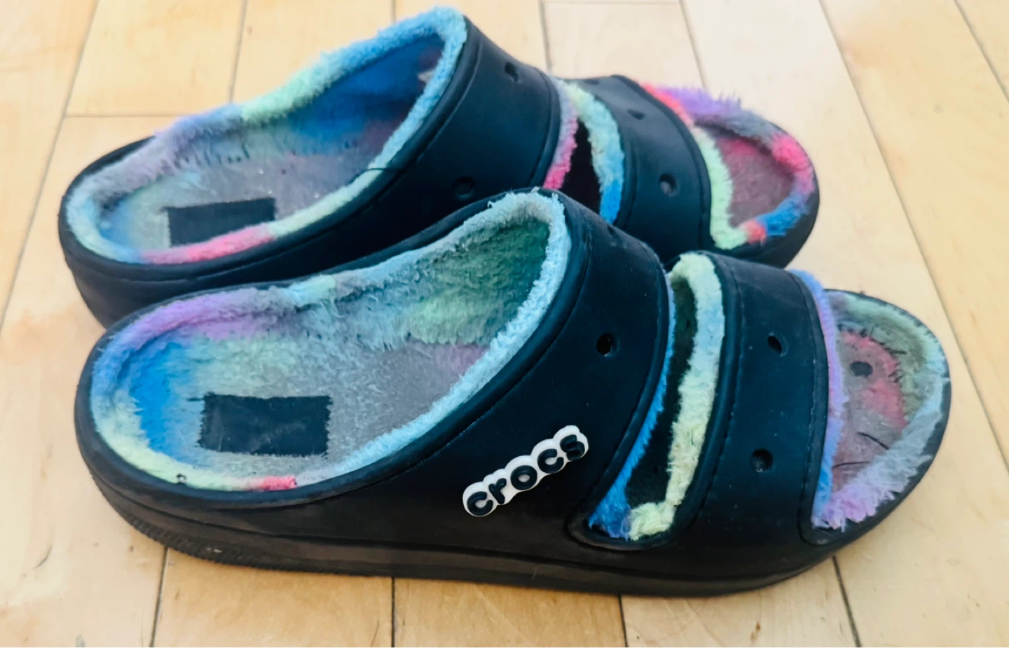 Paire de Crocs doublées grandeur 11 - photo 3