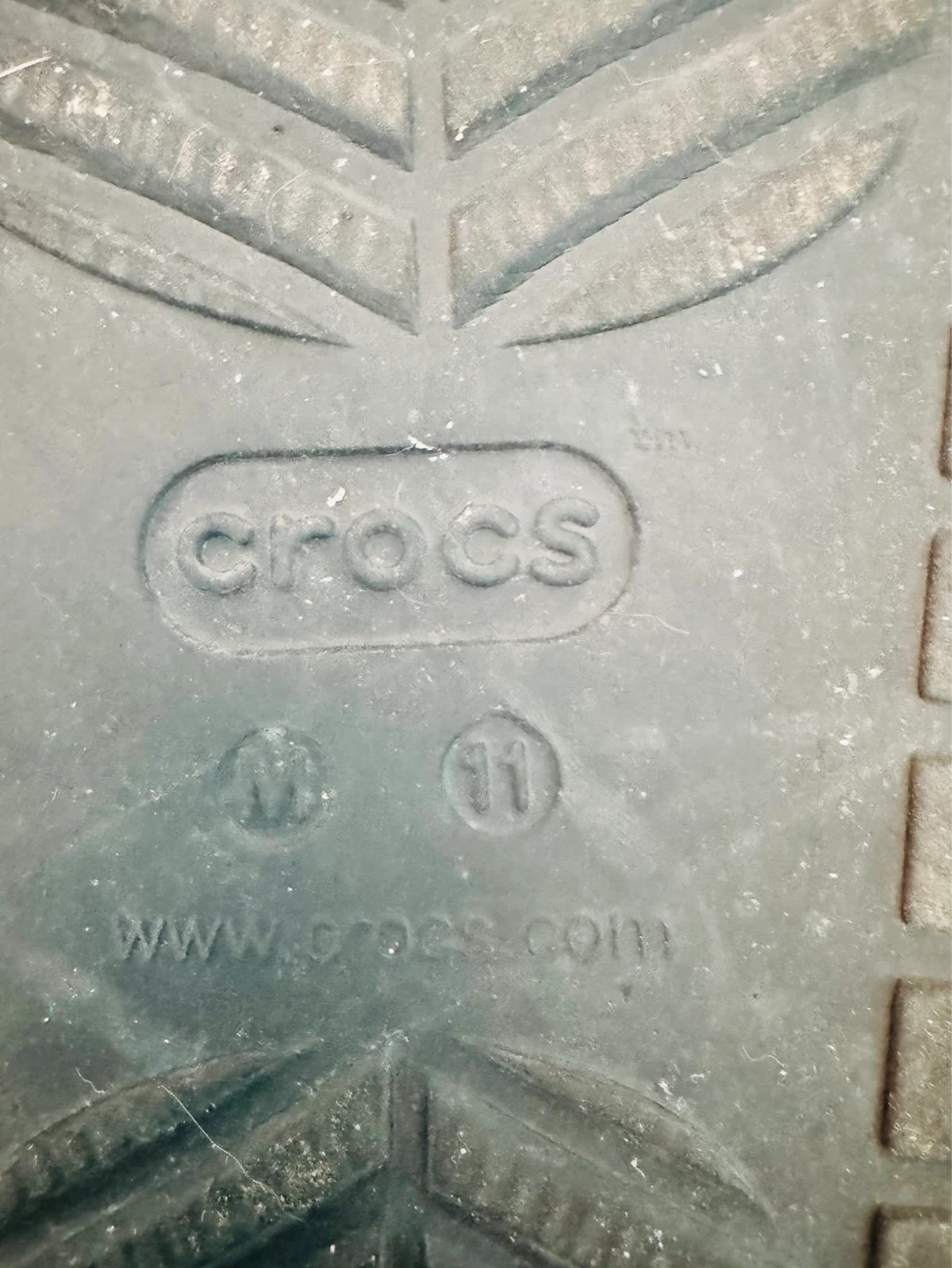 Paire de Crocs doublées grandeur 11 - photo 4