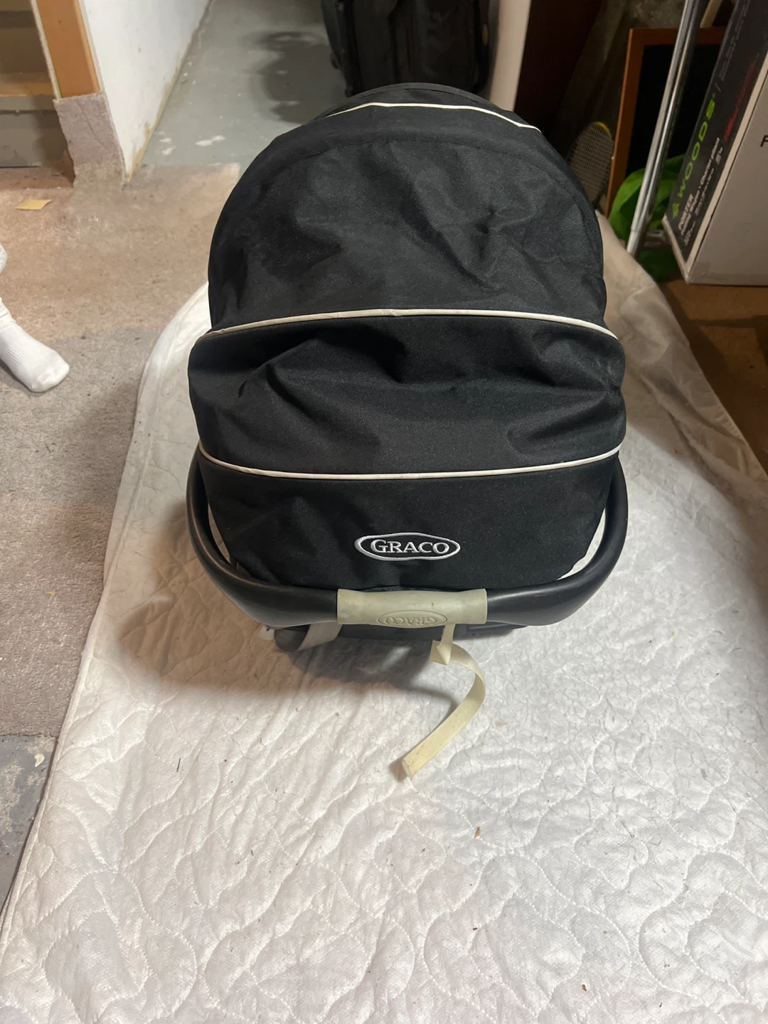 Graco SnugRide Click Connect 35 Infant Car Seat - photo 2