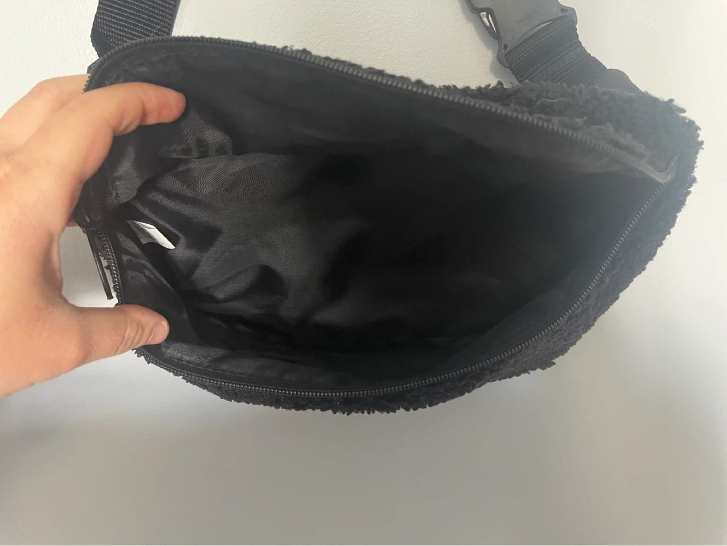 Adidas Neo Black Fleece Fanny Pack - photo 2