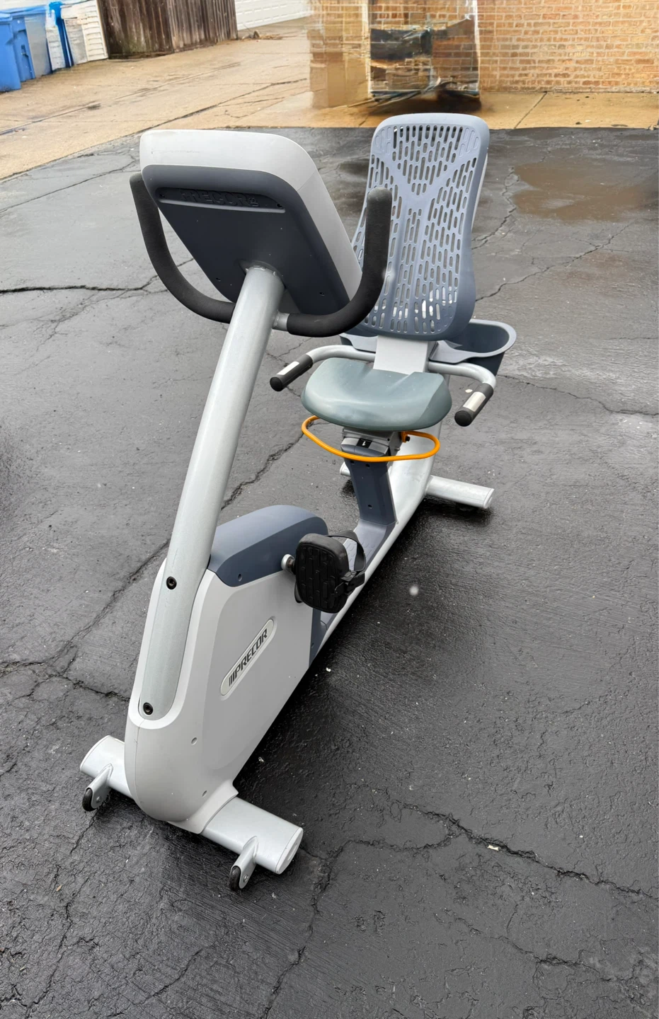Precor Exercise Bike, excellent condition. $150.00 or best offer - photo 4