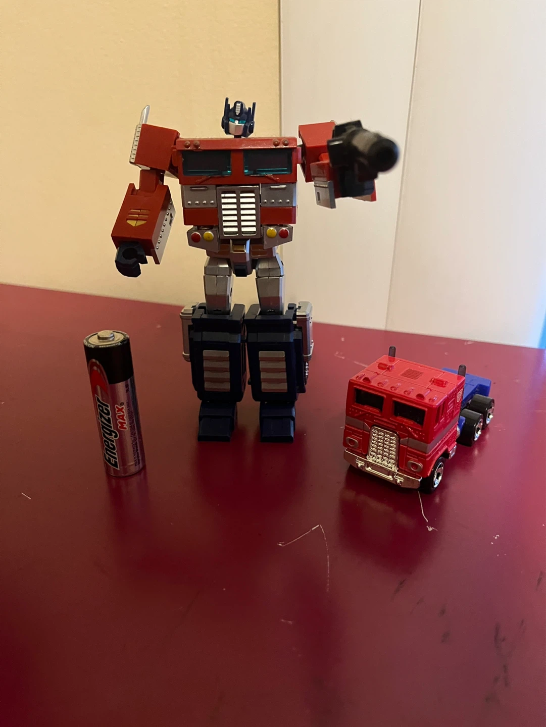 Transformers Optimus Prime and Starscream Action Figures - photo 4