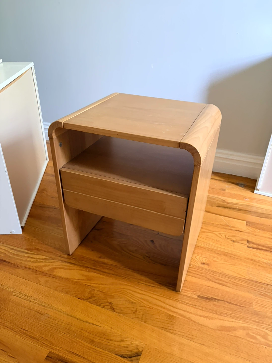 Mid-century Modern Light Wood Nightstand