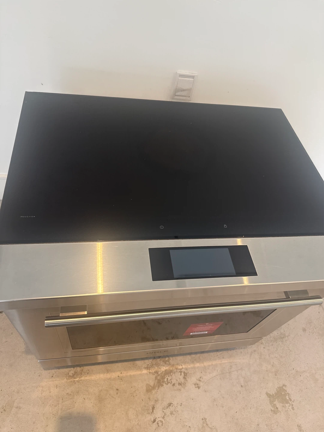 Wolf 36" inch induction range - photo 2