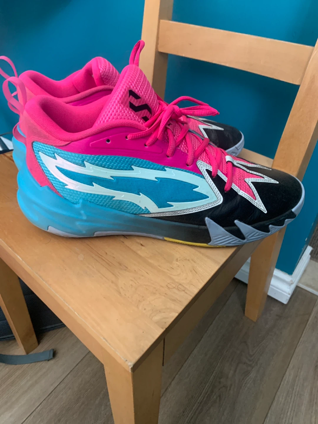 Puma Boys' Basketball Shoes Size 12