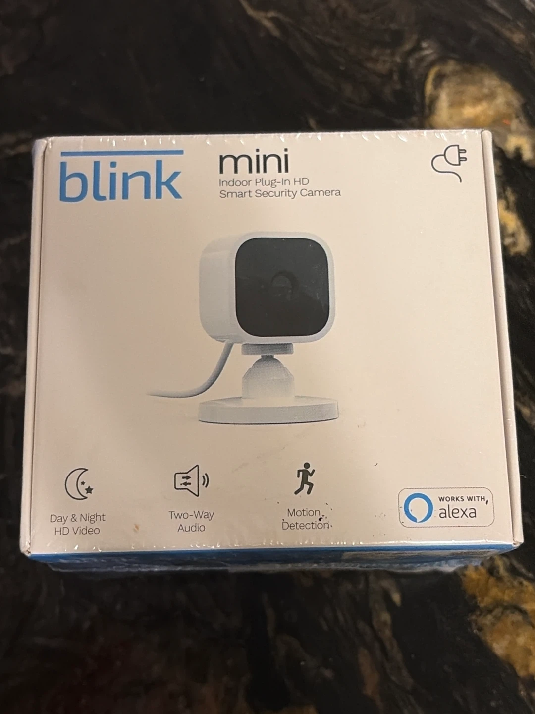 Blink Mini Indoor Plug-In HD Smart Security Camera