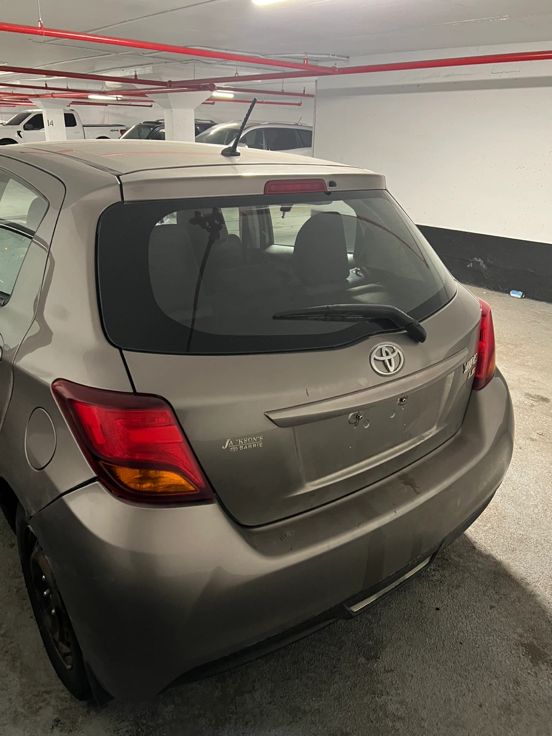 2015 Toyota Yaris Hatchback - photo 2